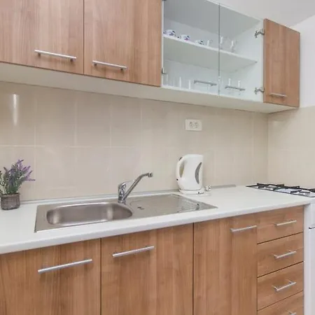 Belakusic 2 * Grebaštica