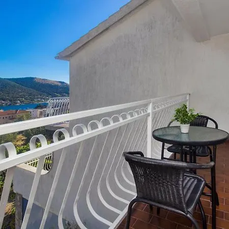 Belakusic 2 Apartman Grebaštica