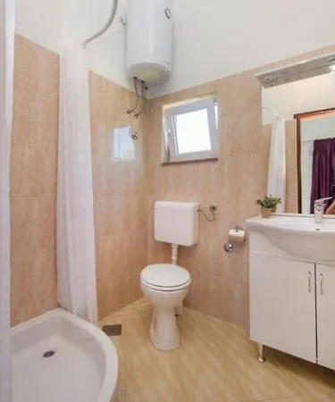 Apartment Belakusic 2