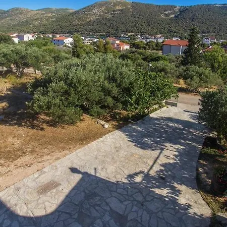 Belakusic 2 Apartman *