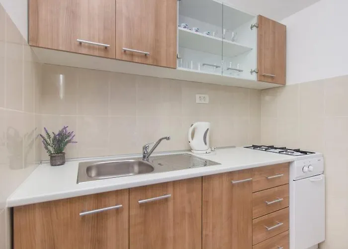 Belakusic 2 * Grebaštica